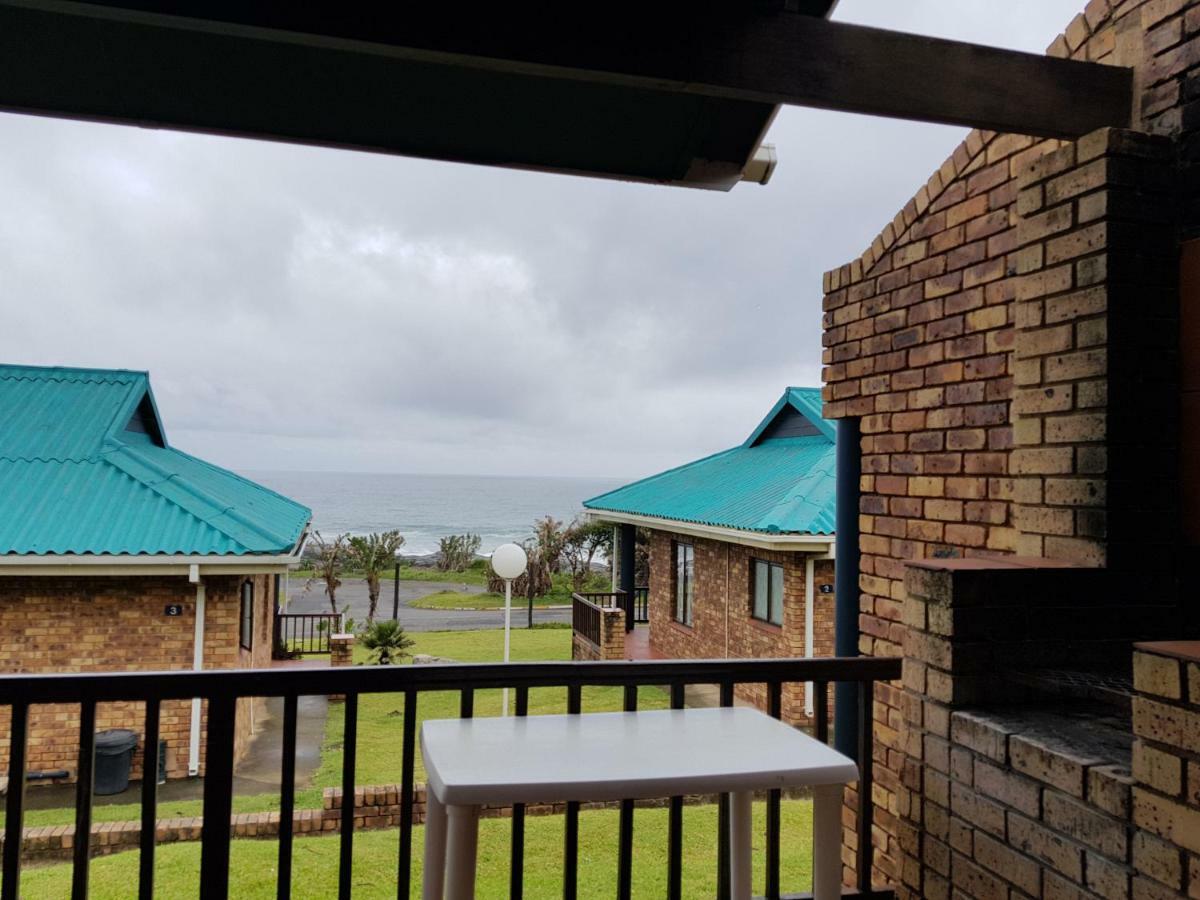 Port Edward Holiday Resort Bagian luar foto