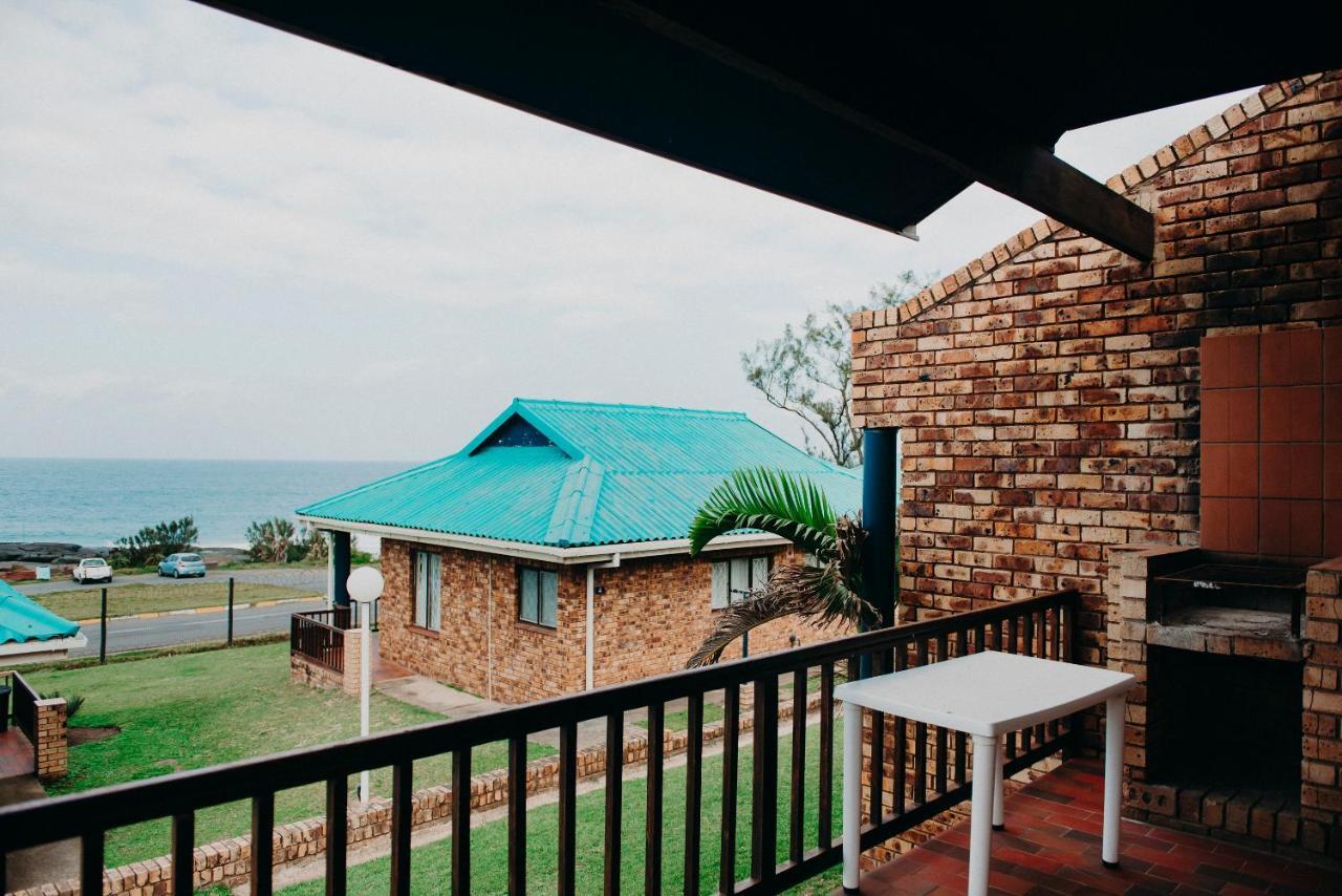 Port Edward Holiday Resort Bagian luar foto